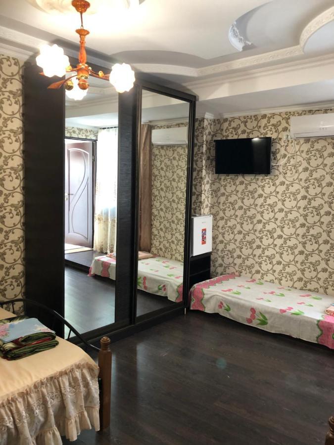 Nina Mini Hotel Gagry Eksteriør bilde