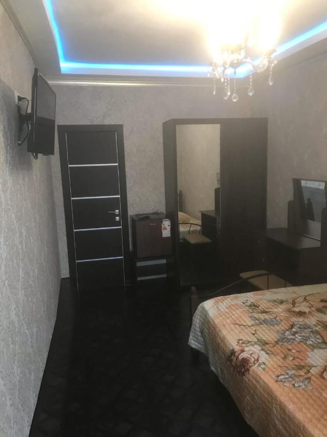 Nina Mini Hotel Gagry Eksteriør bilde